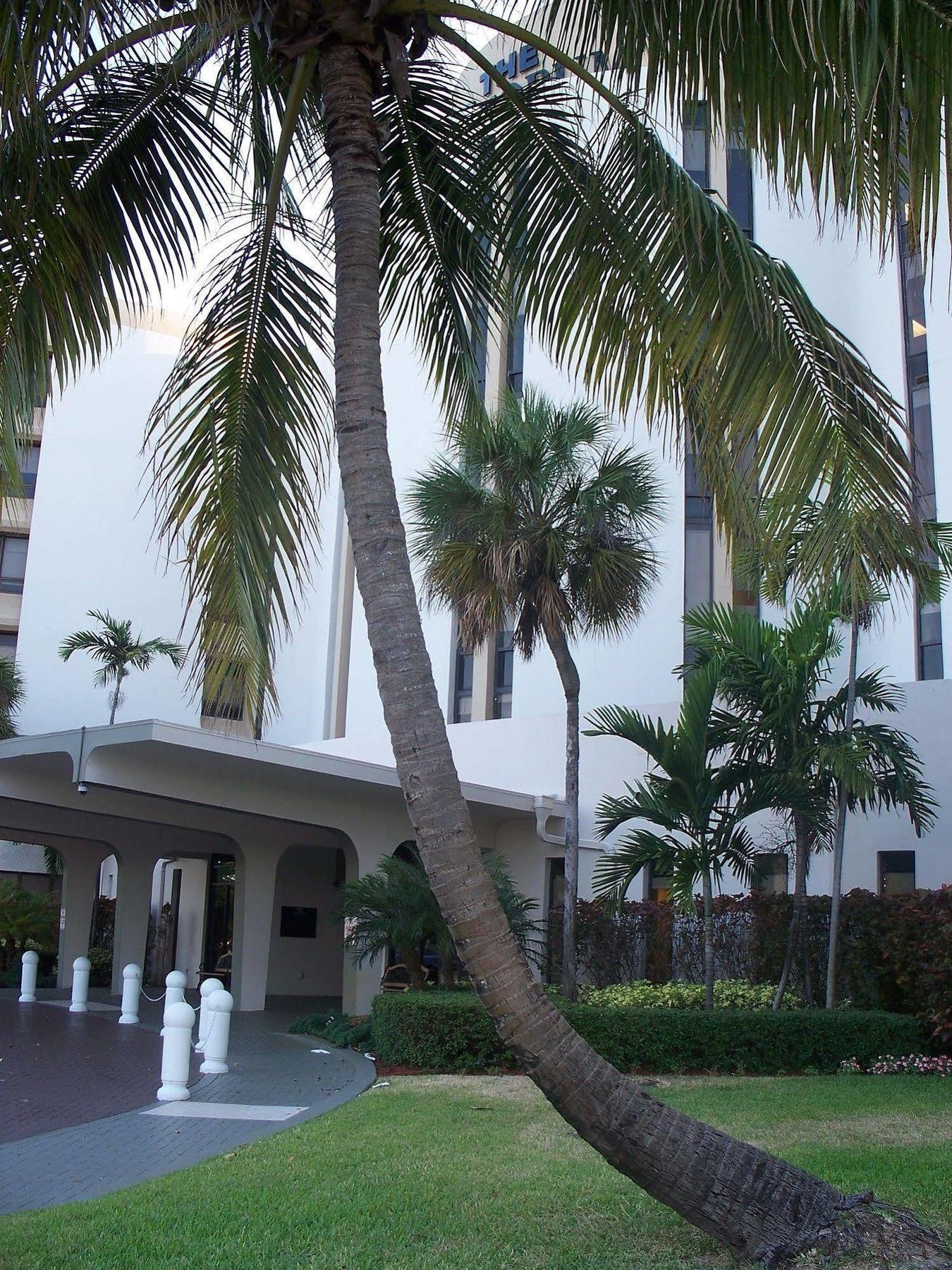 Forum Pompano Beach Extérieur photo